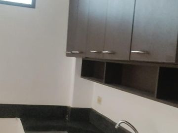 OPORTUNIDAD CASA RENTERA DE 2 DEPARTAMENTOS