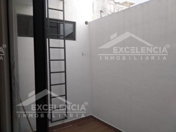 CASA EN VENTA NUEVA EN CONGRESO CONSTITUYENTES