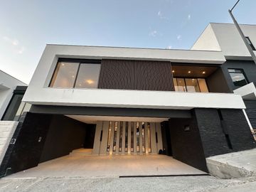 VENTA DE CASA CASTAÑOS DEL VERGEL CARRETERA NACIONAL