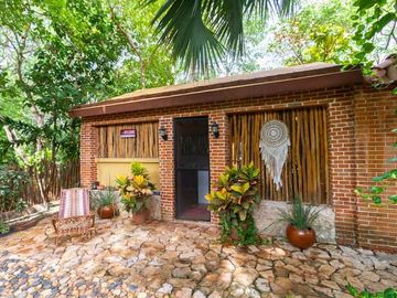 Venta - Impresionante Casa de Campo - Quinta con enorme terreno en Tesip, Yucatan
