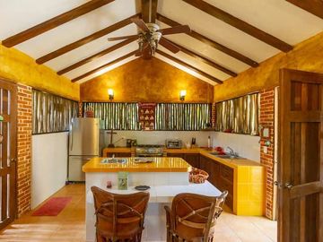 Venta - Impresionante Casa de Campo - Quinta con enorme terreno en Tesip, Yucatan