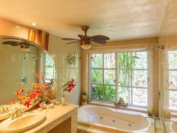 Venta - Impresionante Casa de Campo - Quinta con enorme terreno en Tesip, Yucatan