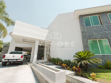 RESIDENCIA DE LUJO EN REAL SAN BERNARDO, PUERTA DE HIERRO, ZAPOPAN