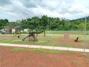 VENTA DE CASA EN ARRAIJAN PH LA CAMPIÑA CLUB RESIDENCIAL 3 R 2 B (IM)