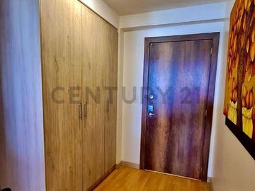 EN VENTA SUITE CON PATIO SECTOR SOLCA