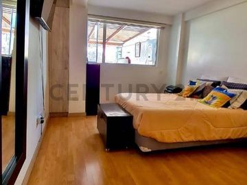 EN VENTA SUITE CON PATIO SECTOR SOLCA