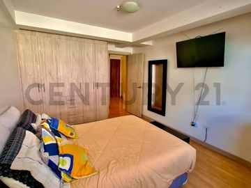 EN VENTA SUITE CON PATIO SECTOR SOLCA