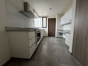 DEPARTAMENTO EN VENTA EN SATÉLITE