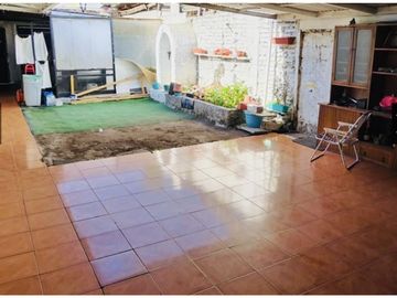 Urbalia Vende, Gran oportunidad! Propiedad excelente ubicación en la comuna de Recoleta
