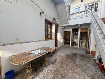 Casa de 4 ambientes en Venta en Villa crespo