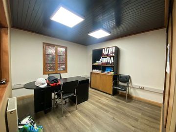Oficina en Venta en Capitán Fuentes / José Domingo Cañas