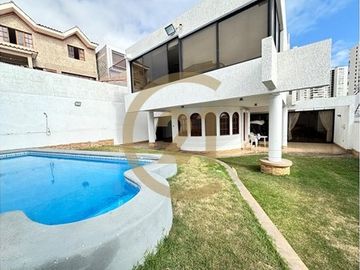 Casa en Venta Sector Sur Iquique