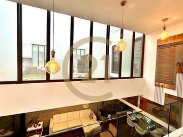 Venta casa  exclusiva sector sur