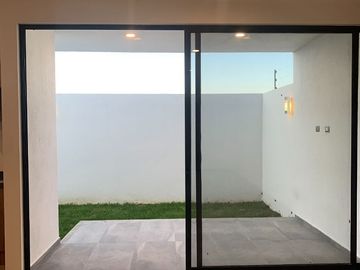 Casa en Venta en Preserve Juriquilla, Alberca Propia, 4 Recamaras, Lujo
