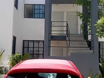 Departamento EQUIPADO de 2 Recámaras en Condominio Romina, al Poniente de Mérida