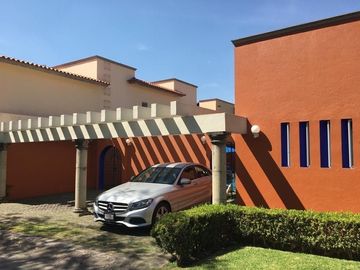 RENTA CASA EN CUERNAVACA EN SUMIYA
