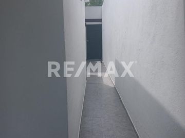 Venta Casa de un piso en Residencial Los Cantaros