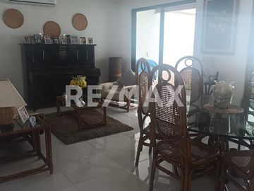 Venta Casa de un piso en Residencial Los Cantaros