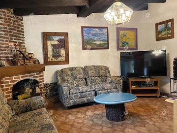 Venta casa en Fraccionamiento Real Monte Casino, Huitzilac - V343