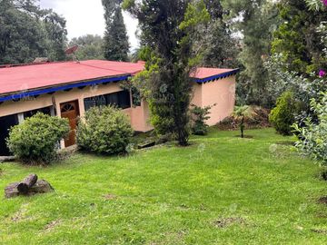 Venta casa en Fraccionamiento Real Monte Casino, Huitzilac - V343