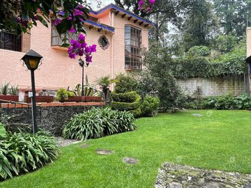 Venta casa en Fraccionamiento Real Monte Casino, Huitzilac - V343