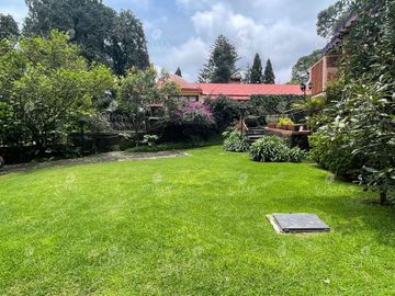 Venta casa en Fraccionamiento Real Monte Casino, Huitzilac - V343