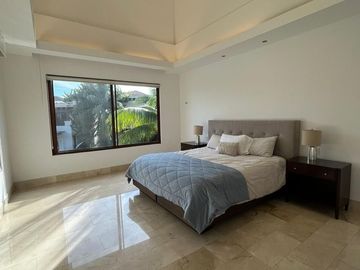 Linda Villa Yucatan Country Club