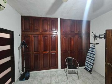 Casa en venta en Ave Isla de Tris