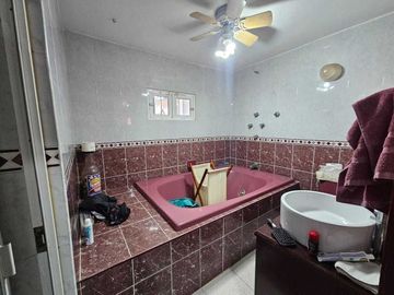 Casa en venta en Ave Isla de Tris