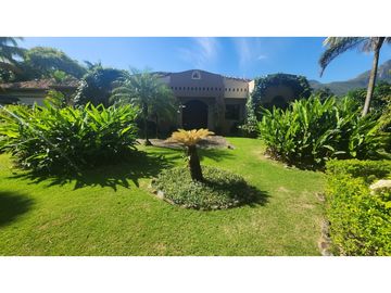 VENTA CASA EN ALTOS DEL MARIA CON PISCINA 3216M2 cv