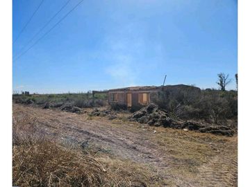 VENTA DE FINCA DE 13 HAS SOBRE RUTA 7, EN LA DORMIDA, SANTA ROSA-MZA.
