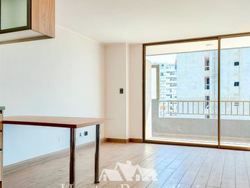 Departamento en Venta en Plaza Zañartu. Los Alerces / Nelson