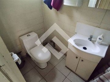 Bodega en Venta en Calle Coquimbo con Santa Rosa (metro Matta)