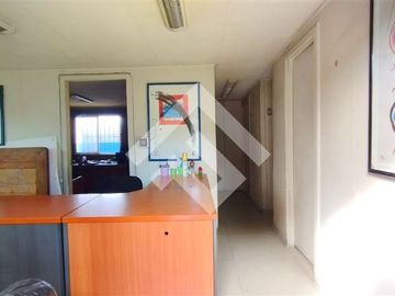 Bodega en Venta en Calle Coquimbo con Santa Rosa (metro Matta)