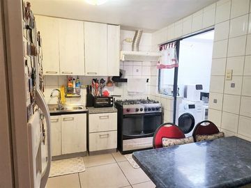 Casa en Venta en Sanchez Fontecilla con El Valle