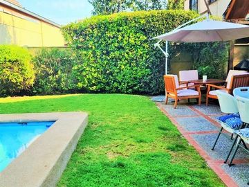 Casa en Venta en Sanchez Fontecilla con El Valle