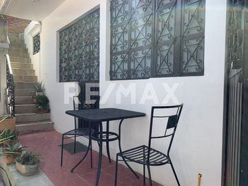 Magnifica casa en el Centro Histórico de Oaxaca de Juárez, con 3 suits independientes. - (3)