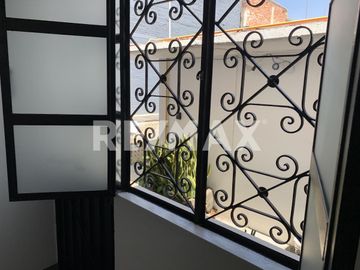 Magnifica casa en el Centro Histórico de Oaxaca de Juárez, con 3 suits independientes. - (3)