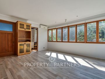 Diseño, arquitectura y buen espacio, casa en condominio La Reina Alta