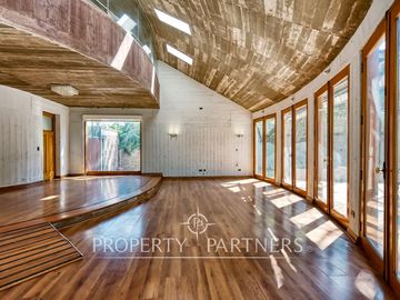 Diseño, arquitectura y buen espacio, casa en condominio La Reina Alta