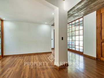 Diseño, arquitectura y buen espacio, casa en condominio La Reina Alta