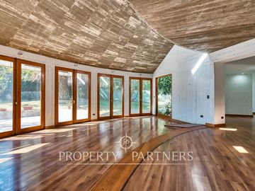 Diseño, arquitectura y buen espacio, casa en condominio La Reina Alta