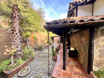 INCREÍBLE Y ESPACIOSA CASA EN ALTAVISTA