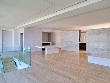 Departamento de 3 niveles en Venta Lomas de Angelópolis Puebla.
