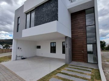 CASA EN VENTA, LOMAS DE ANGELÓPOLIS, PUEBLA, PUE.
