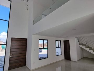 CASA EN VENTA, LOMAS DE ANGELÓPOLIS, PUEBLA, PUE.
