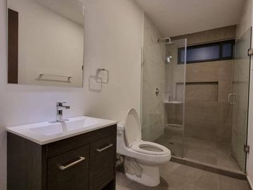 CASA EN VENTA, LOMAS DE ANGELÓPOLIS, PUEBLA, PUE.