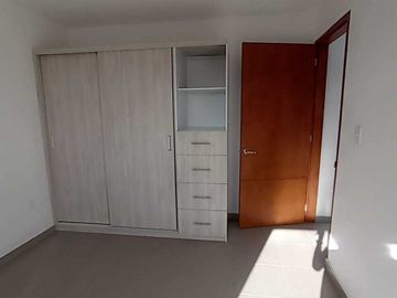 EN VENTA! CASA TRES RECÁMARAS, SALA DE TV.  STA. CATARINA, SAN FCO TOTIMEHUACAN