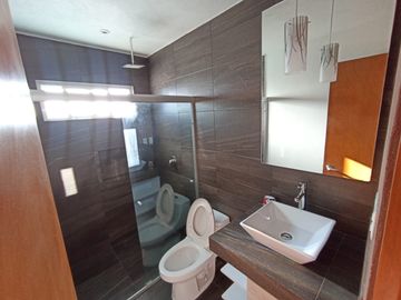 EN VENTA! CASA TRES RECÁMARAS, SALA DE TV.  STA. CATARINA, SAN FCO TOTIMEHUACAN