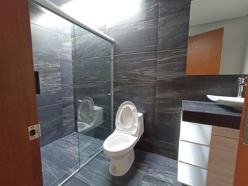 EN VENTA! CASA TRES RECÁMARAS, SALA DE TV.  STA. CATARINA, SAN FCO TOTIMEHUACAN